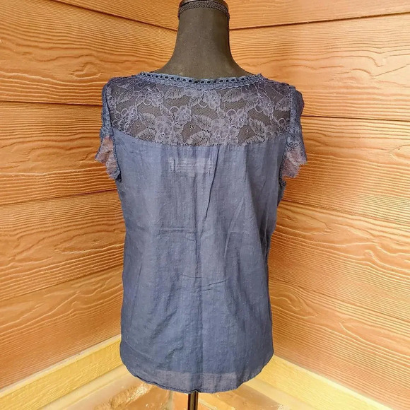 Abercrombie & Fitch Size Medium Women's Navy Blue Lace Top - Picture 9 of 11